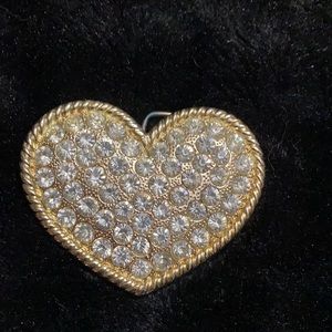 Bedazzled belt buckle